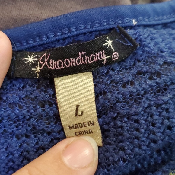 Xtraordinary blue flowy sharkbite crotchet top L - Picture 3 of 5